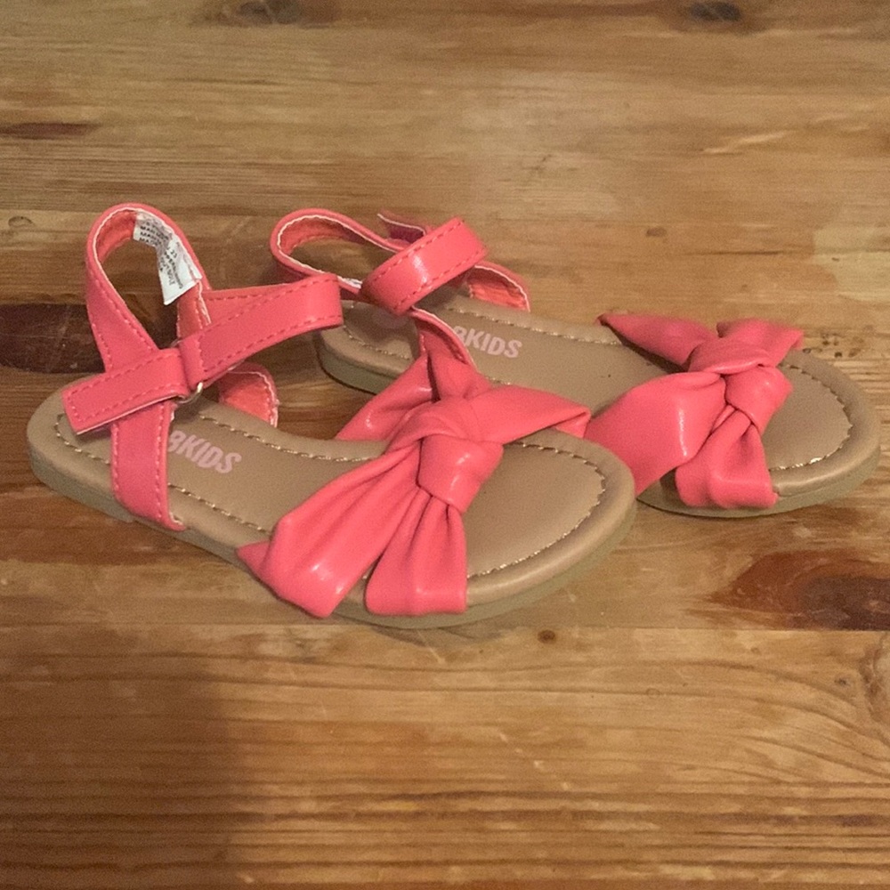 {SOLD} Toddler Girl Sandals